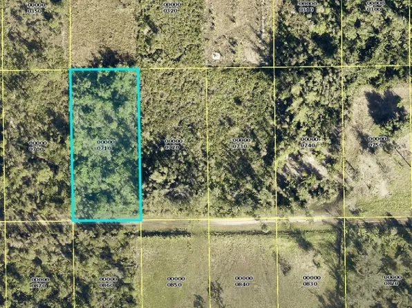 5592 Royal Okley Ln, Bokeelia, FL 33922