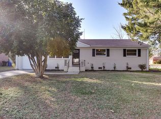 801 Woodstock Rd, Virginia Beach, VA 23464