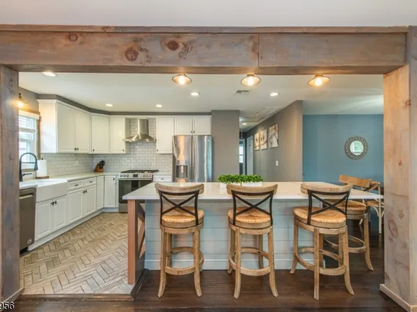 409 N 15Th St, Kenilworth Boro, NJ 07033