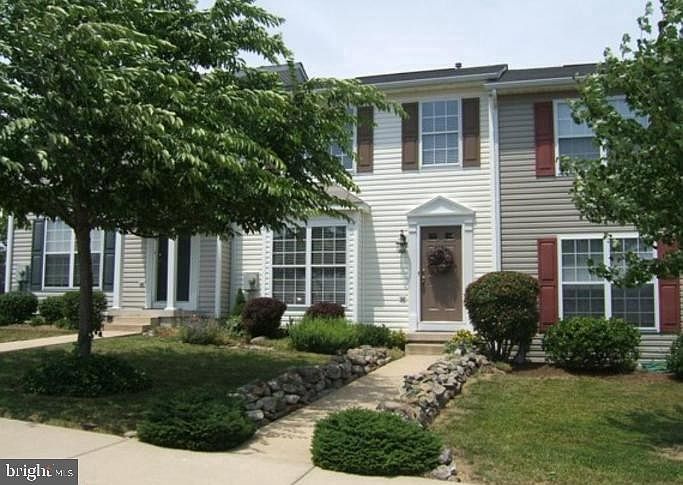 2nd image of 113 Copperfield Ln