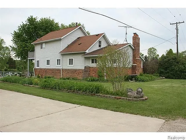 12901 Shaffer Rd photo 1