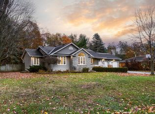 21 Mary Jane Rd, Tiny, ON L0L 2T0