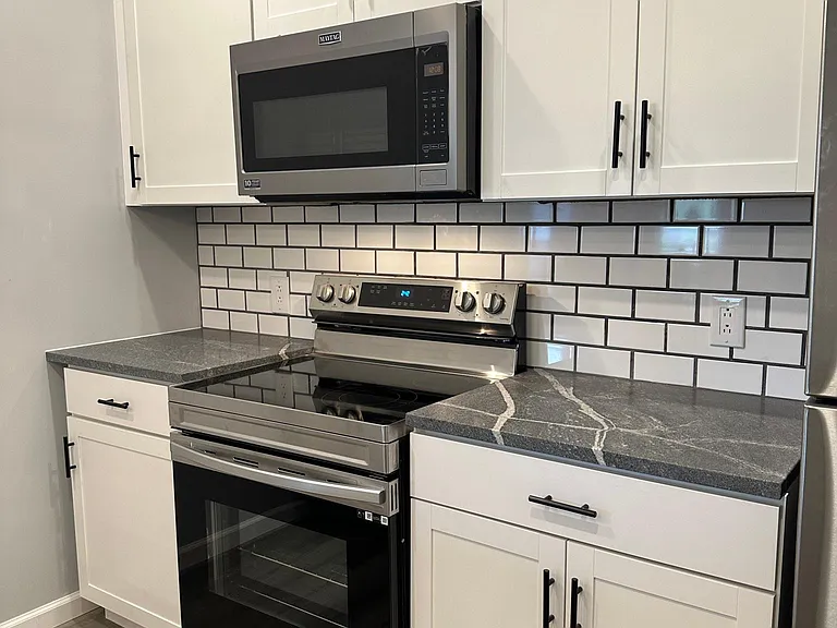 205 W Marcellus St — Photo 10