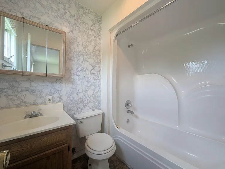 89 Moser St #3 — Photo 9