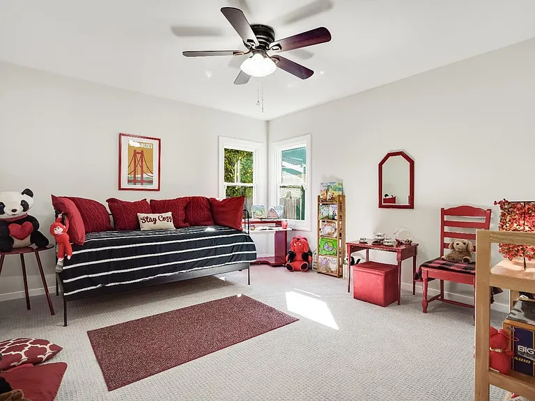 220 Madison Ave #C — Photo 13