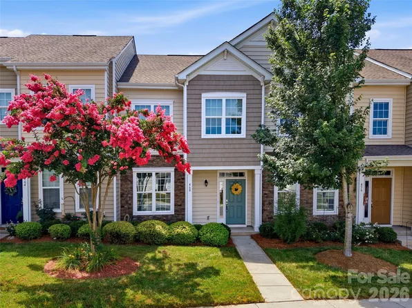 460 Spring Gardens Dr, Belmont, NC 28012