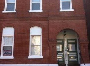 2710 Armand Pl, Saint Louis, MO 63104