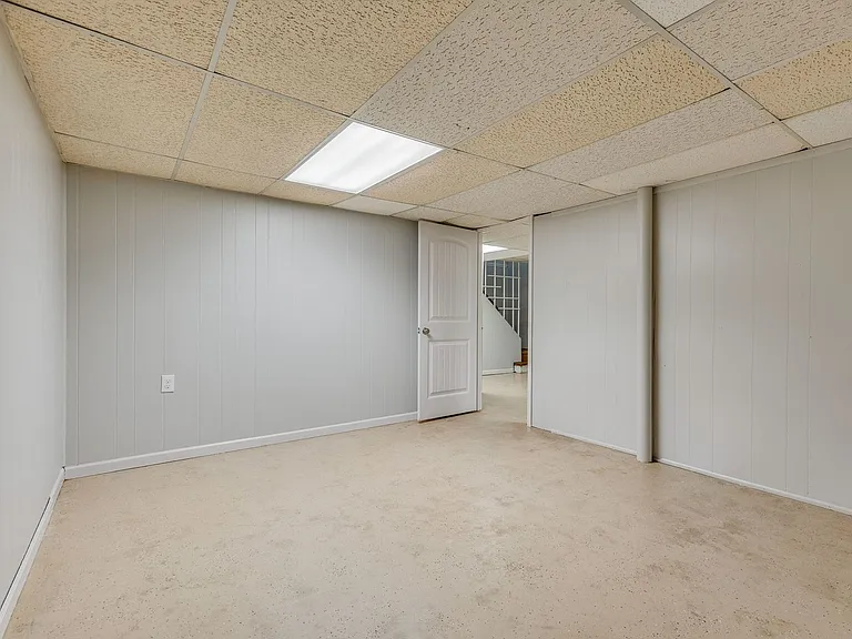 729 Foothills Rd — Photo 21