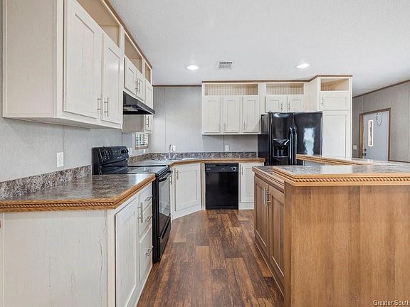 4th image of 7606 Debbie Ln