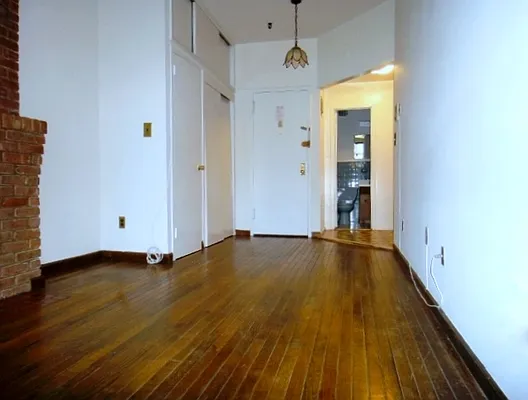 Rented by Balass Ralph, LREB | media 18