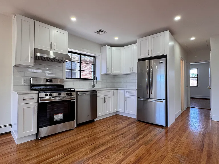 1195 Neill Ave #2 — Photo 4