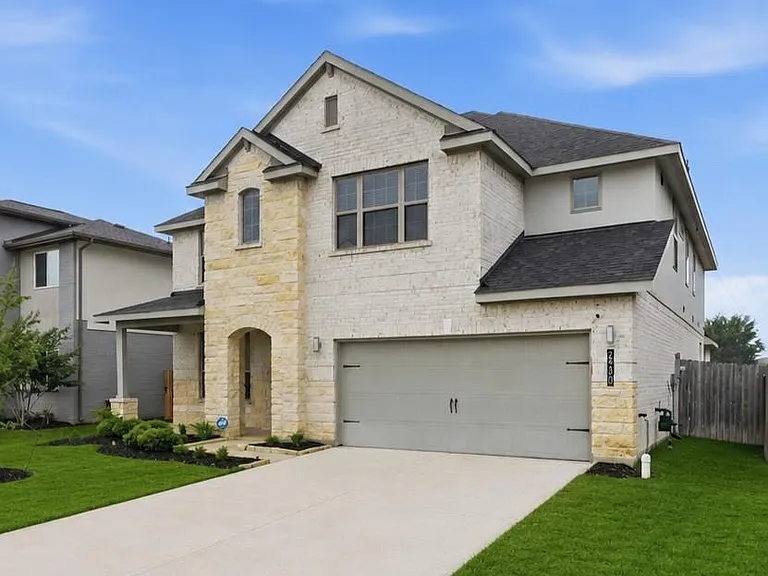 29250 Pikes Peak Dr — Photo 1