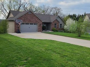 626 Crestfall Dr, Washington, MO 63090