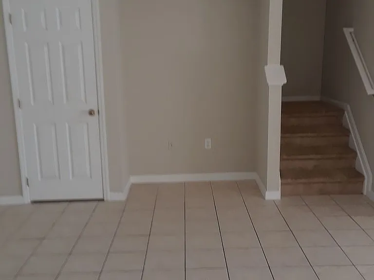 2533 Old Kent Cir — Photo 19