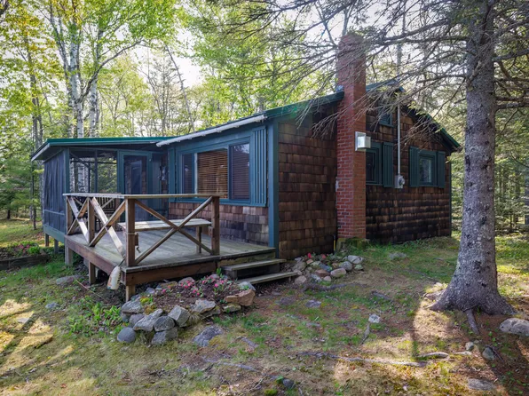 59 Recreation Road, Gouldsboro, ME 04607
