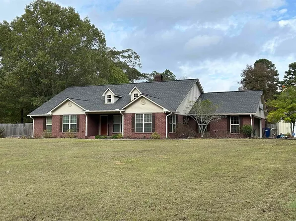 258 Pine Valley Dr, El Dorado, AR 71730