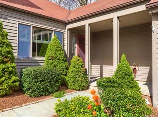 3 Lambert Cmn #3, Wilton, CT 06897