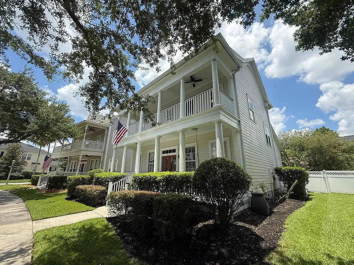 4 bed, 3.0 bath, 2234 sqft, $6,000 — Photo 3