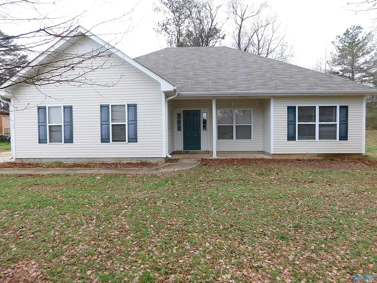 1386 Harvest Rd — Photo 1