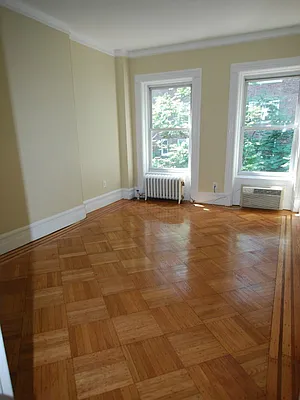 Rented by Sotheby's International Realty | media 48