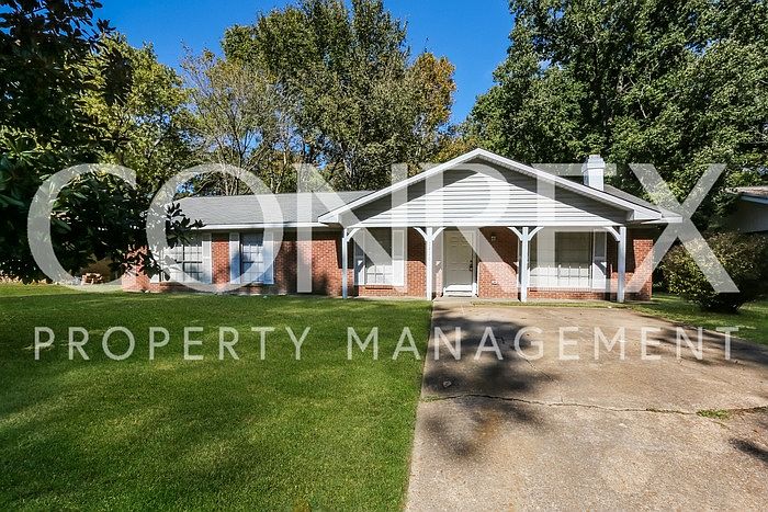 1st image of 2426 Gina Dr
