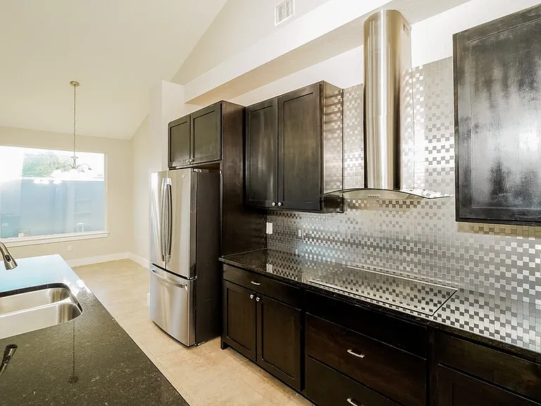 3906 Bogie Way — Photo 10