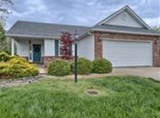 33 Charles Dr, Glen Carbon, IL 62034
