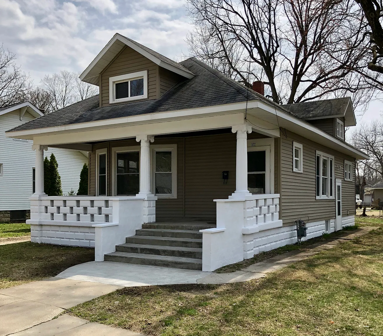 522 Howard St photo 1