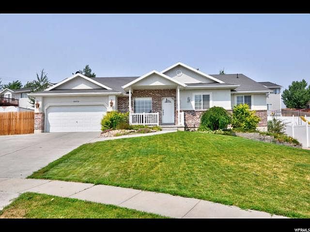 1st image of 10172 S Knox Ct