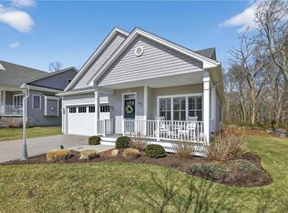 265 Wickford Ct, North Kingstown, RI 02852