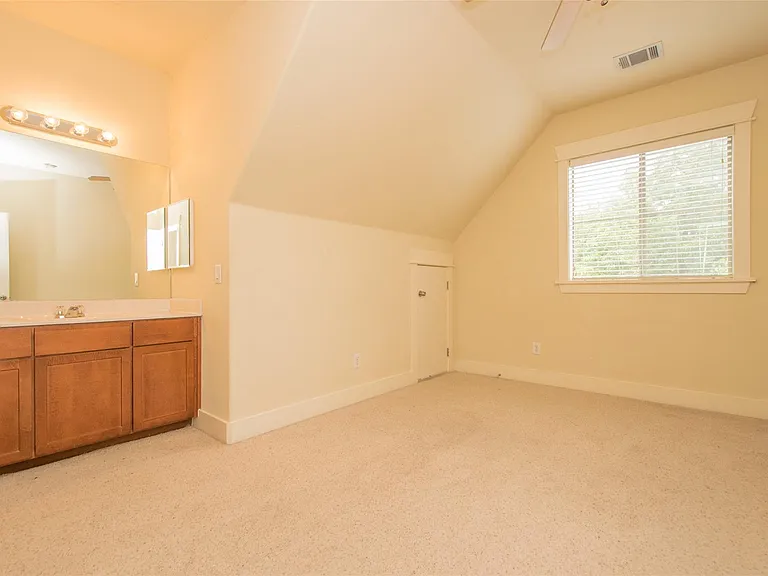 5405 Avenue H #A — Photo 4