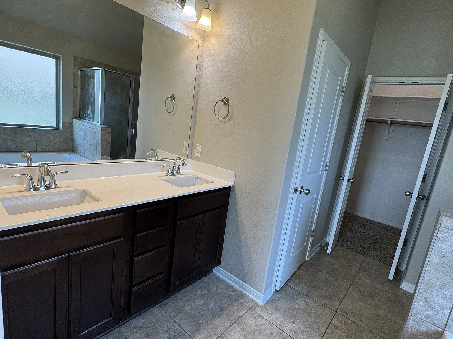 5611 Markham Drive - 1 — Photo 4