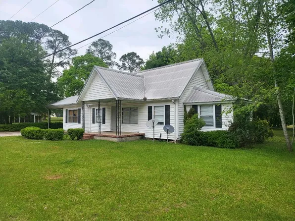 304 Chism Ave, Nashville, GA 31639