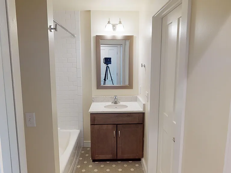 101 Peete St #4 — Photo 20