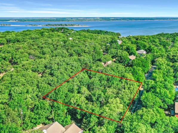 W Lake Point Loop, Pottsboro, TX 75076