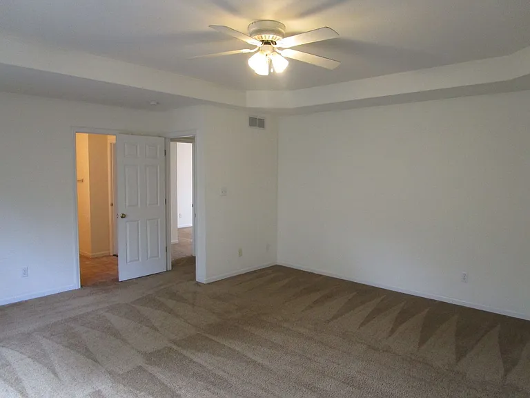 5004-5006 Betty Jean Way — Photo 22