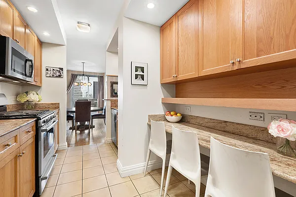 Sold by Corcoran | media 25
