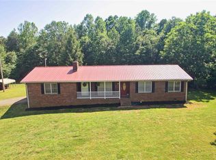 568 Five Forks Rd, Liberty, SC 29657