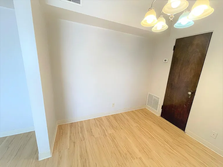 5712 Phillips Ave #B8 — Photo 38