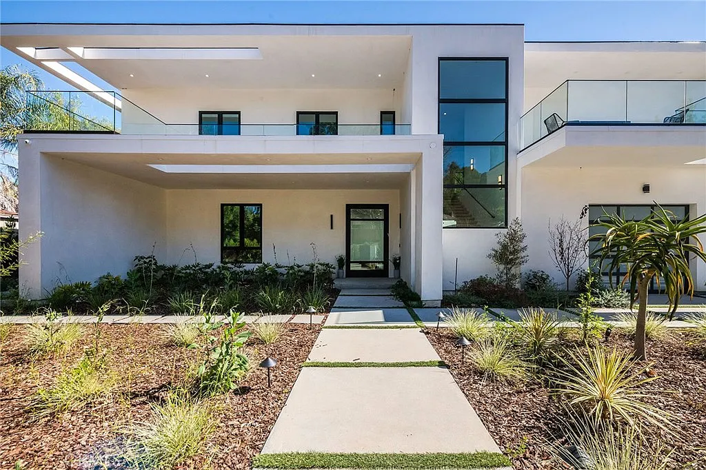 6 bed, 6.5 bath, 8000 sqft, $29,500 — Photo 4