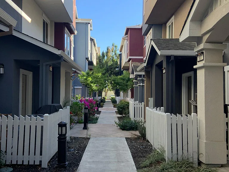 Walkway home