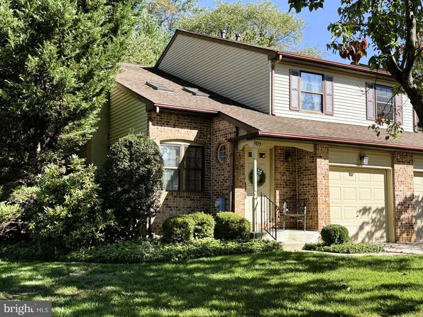 107 Greensward Ln, Cherry Hill, NJ 08002