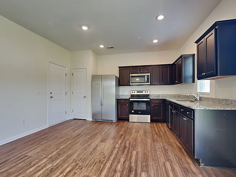187 Orion Way — Photo 3