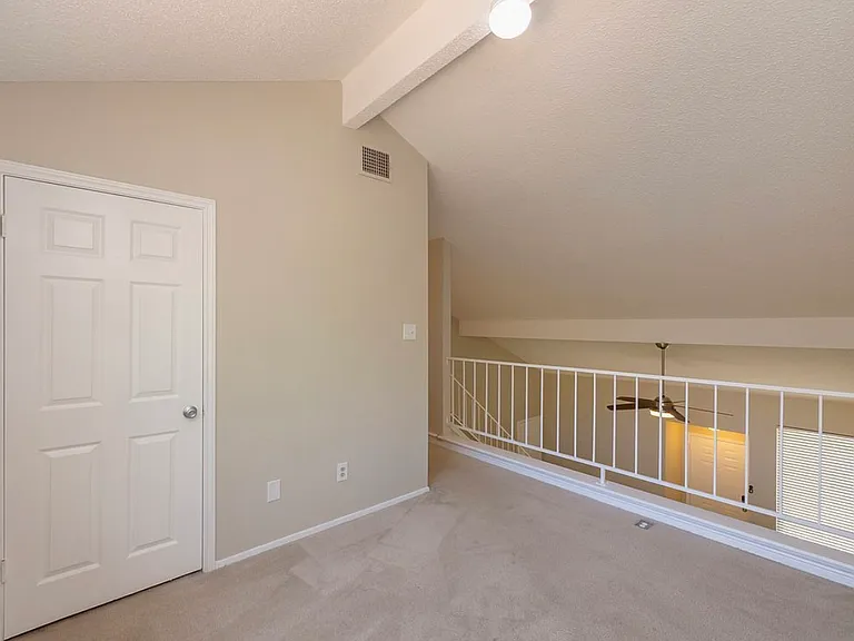 12917 Meehan Dr — Photo 29