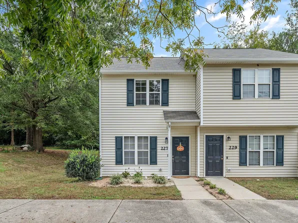 227 Donald Ross Dr, Raleigh, NC 27610