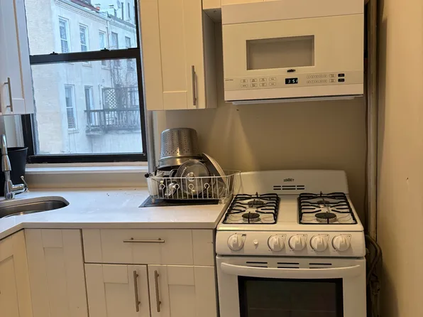 436 15th Street image 1 of 10