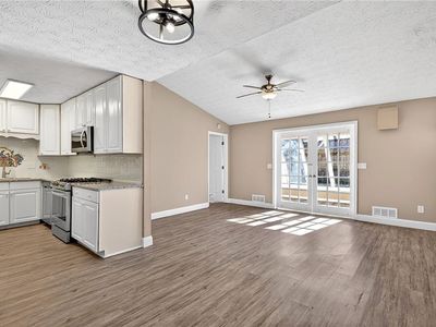 233 Goshen Ln, Woodstock, GA, 30188