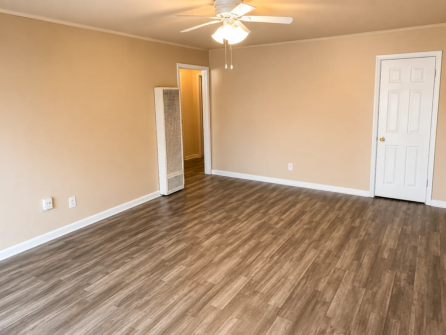 2 bed, 900 sqft, $725 — Photo 3