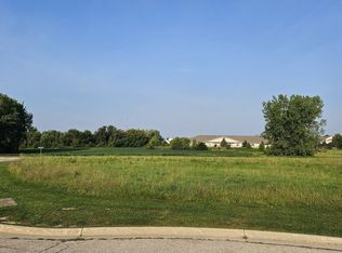 6702 Commonwealth Dr, Loves Park, IL 61111