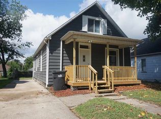 1019 S 3rd St, Pekin, IL